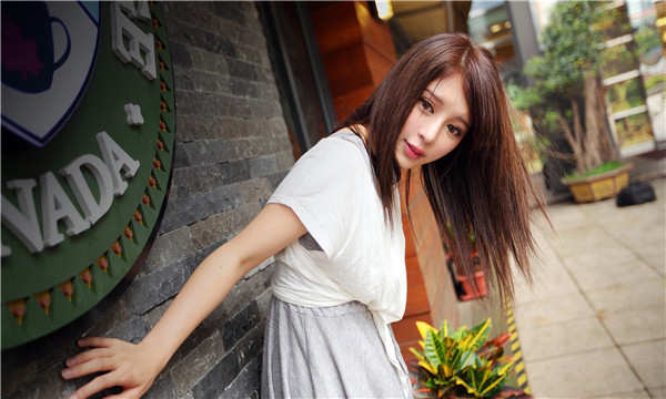 兴宁想找一个女性生孩子给报酬-｛找个女人生孩子多少钱｝